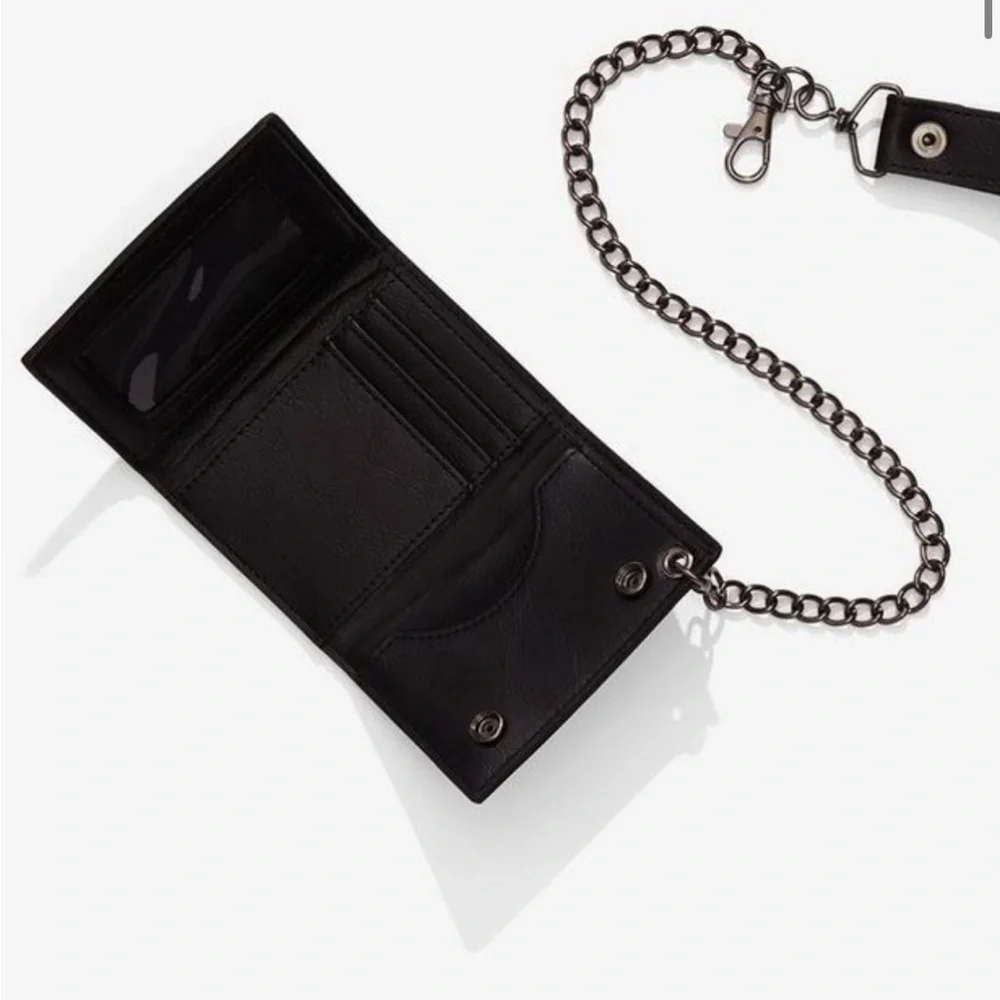 Child's Play Chucky Snitches Get Stitches Trifold Chain Wallet